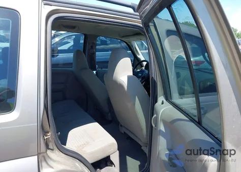 2007 Jeep Liberty Sport from USA, damaged, VIN 1J4GK48K97W613015